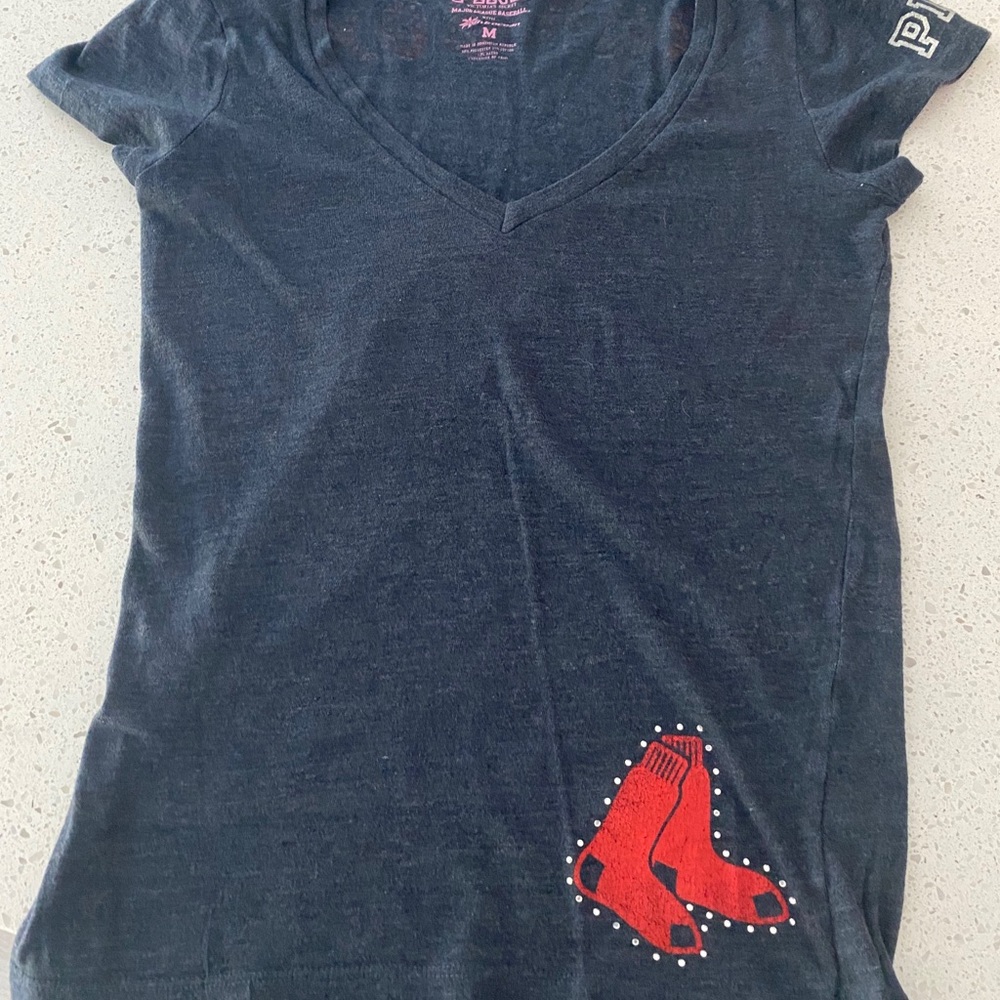 Small Boston Red Sox Pink shirt